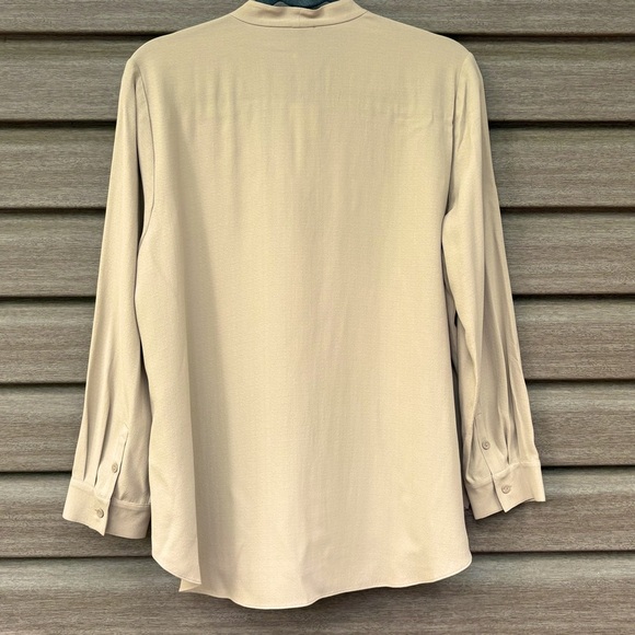 Eileen Fisher Cream/Tan V-Neck Silk Blouse/Tunic - Picture 3 of 5